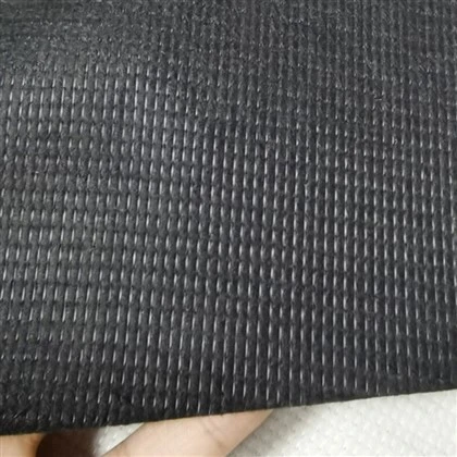 Stitchbond nonwoven tyg